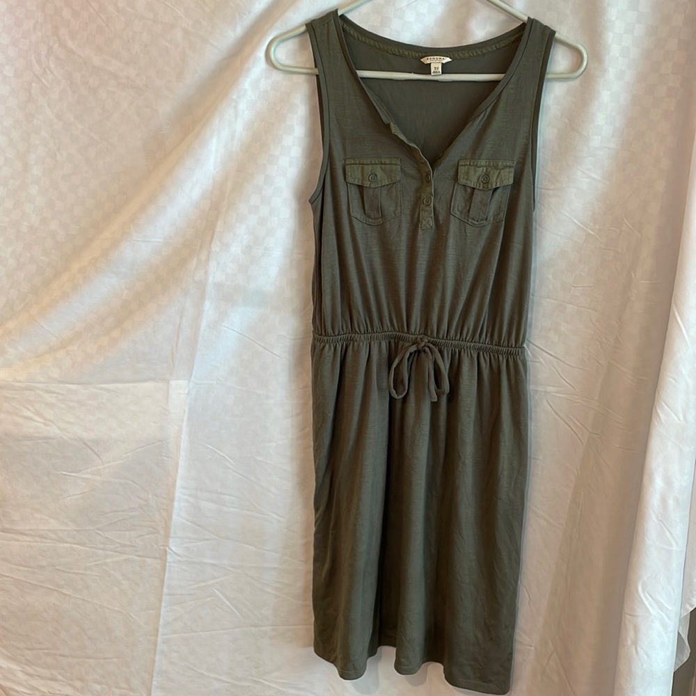 XS Women’s Sonoma Hunter Green Dress